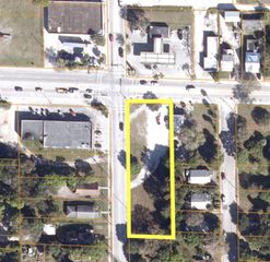 1229 Orange Avenue, Fort Pierce, FL 34950