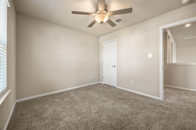 202 Fairmeadow Downs DR, Hutto, TX 78634