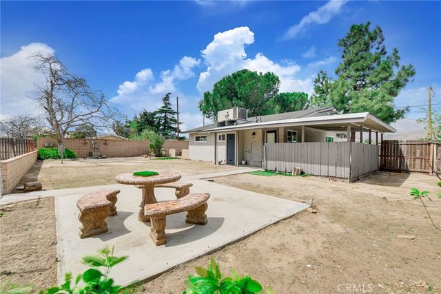 582 Wesley, Banning, CA 92220