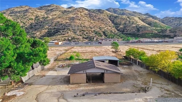 582 Wesley, Banning, CA 92220