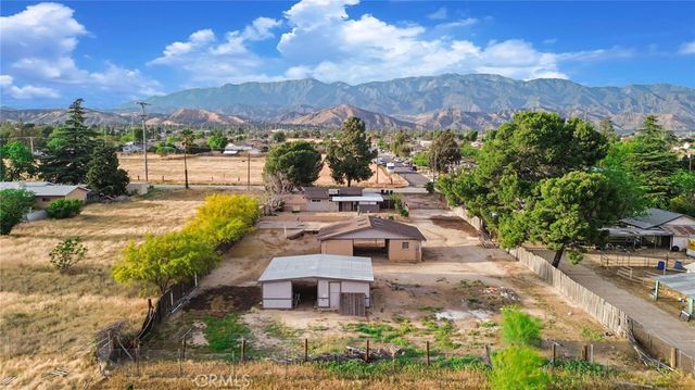 582 Wesley, Banning, CA 92220