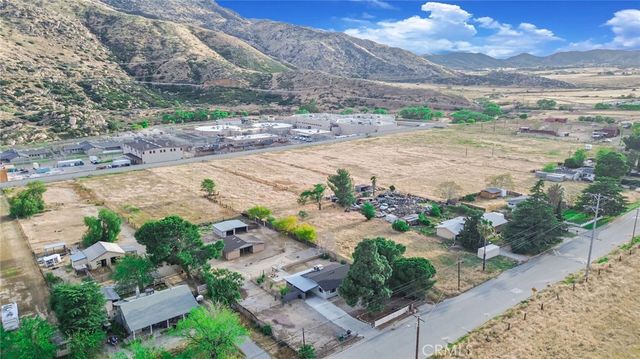 582 Wesley, Banning, CA 92220