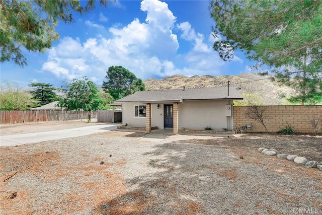 582 Wesley, Banning, CA 92220