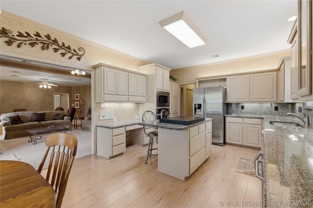 3302 Callaway Drive, Claremore, OK 74019