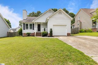 120 Charmar Way, Taylors, SC 29687