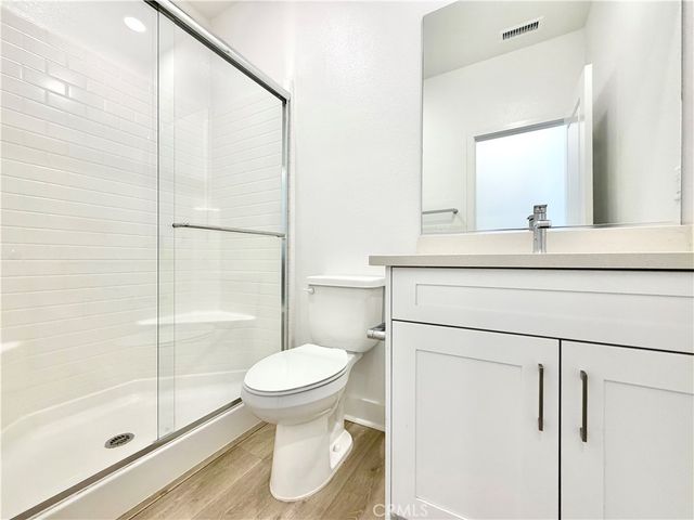 34390 Coconut Circle, Winchester, CA 92596