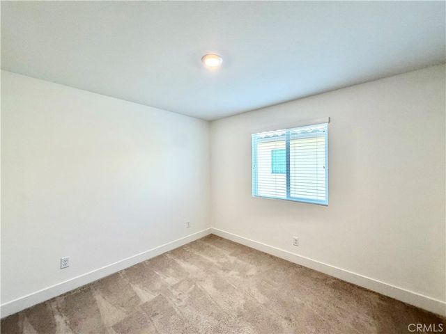 34390 Coconut Circle, Winchester, CA 92596