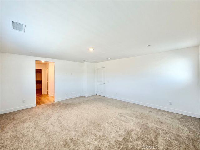 34390 Coconut Circle, Winchester, CA 92596