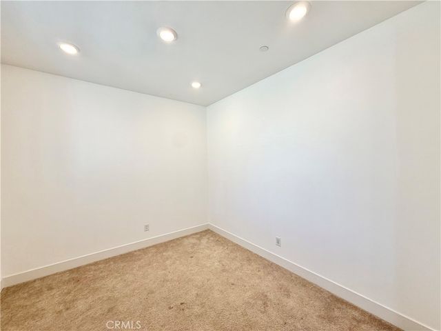 34390 Coconut Circle, Winchester, CA 92596