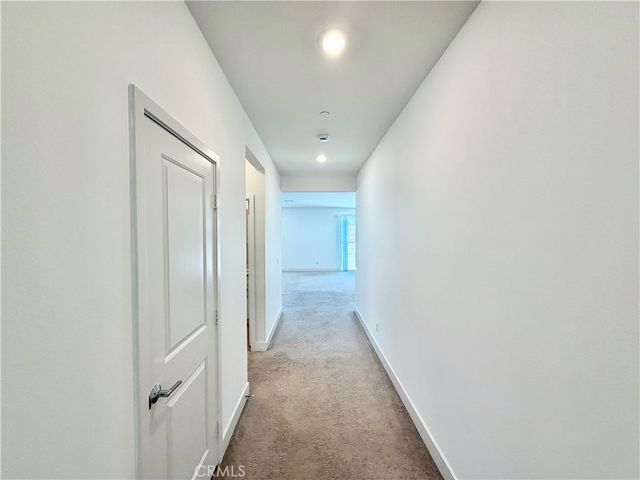 34390 Coconut Circle, Winchester, CA 92596