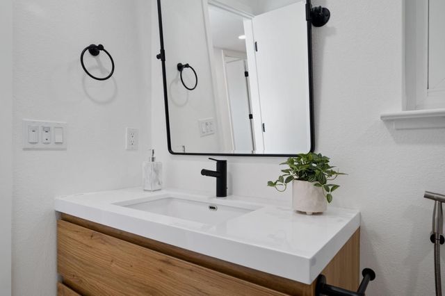 2519 Lincoln Avenue, Belmont, CA 94002