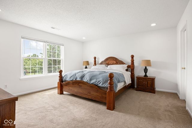 1824 Creekside Drive, Brownsburg, IN 46112