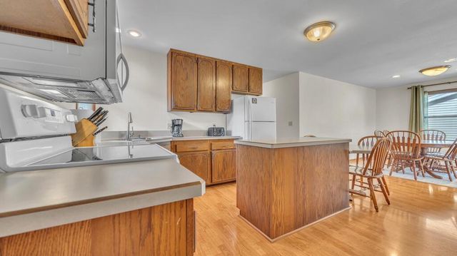 1306 Castle AVENUE, Sheboygan, WI 53081