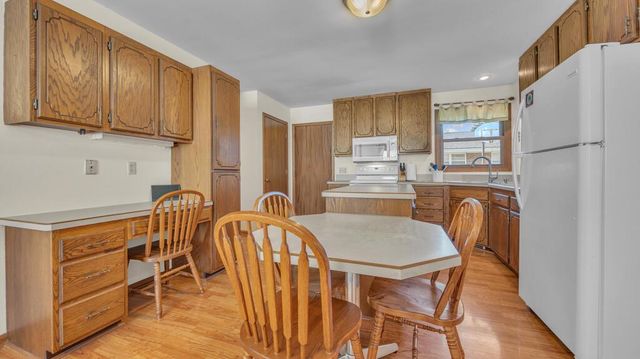 1306 Castle AVENUE, Sheboygan, WI 53081