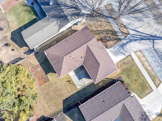 1306 Castle AVENUE, Sheboygan, WI 53081