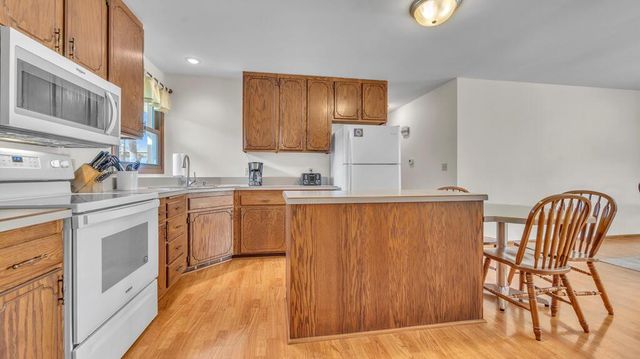 1306 Castle AVENUE, Sheboygan, WI 53081