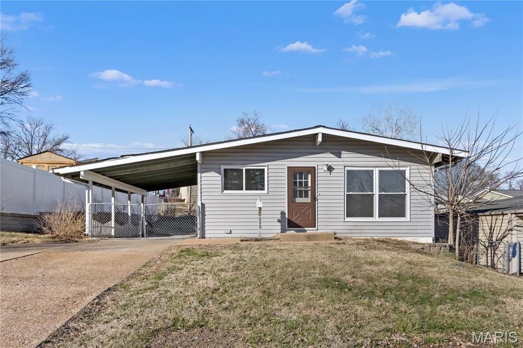 313 Saint Lawrence Drive, Ballwin, MO 63021