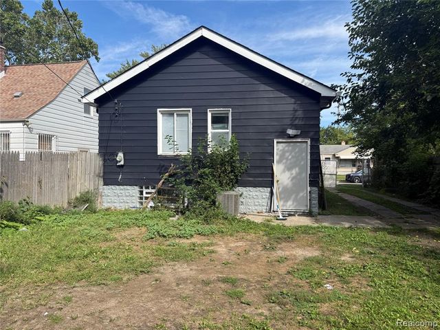 6025 Rosemont Avenue, Detroit, MI 48228