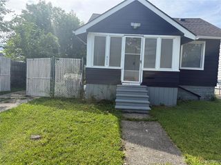 6025 Rosemont Avenue, Detroit, MI 48228