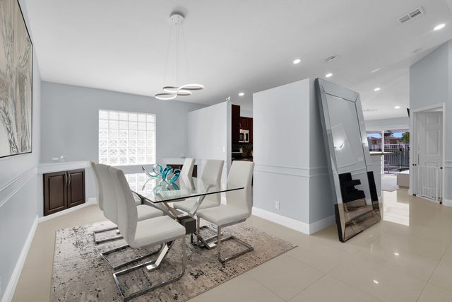 3400 Turtle Cove, Royal Palm Beach, FL 33411