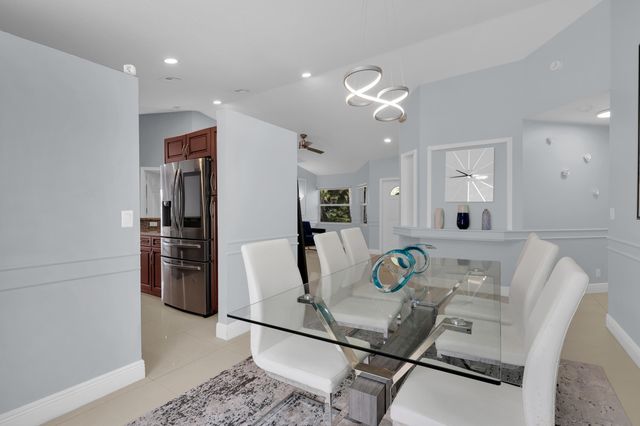 3400 Turtle Cove, Royal Palm Beach, FL 33411