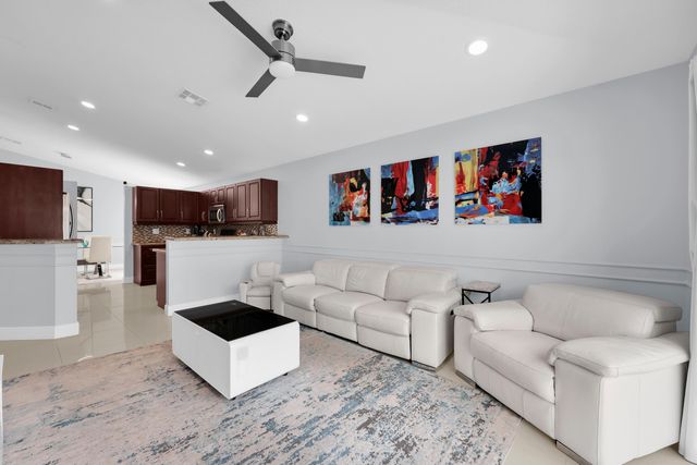 3400 Turtle Cove, Royal Palm Beach, FL 33411