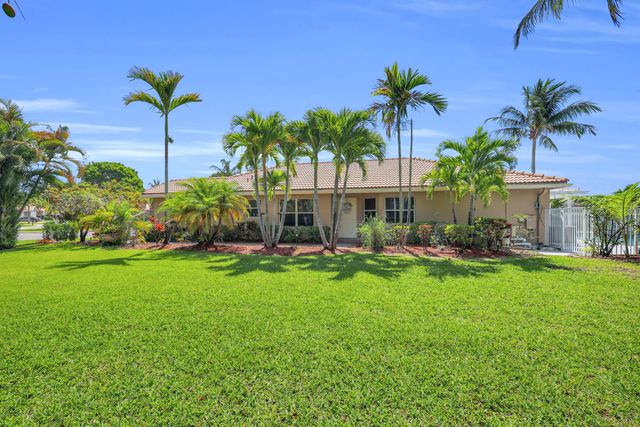 3400 Turtle Cove, Royal Palm Beach, FL 33411