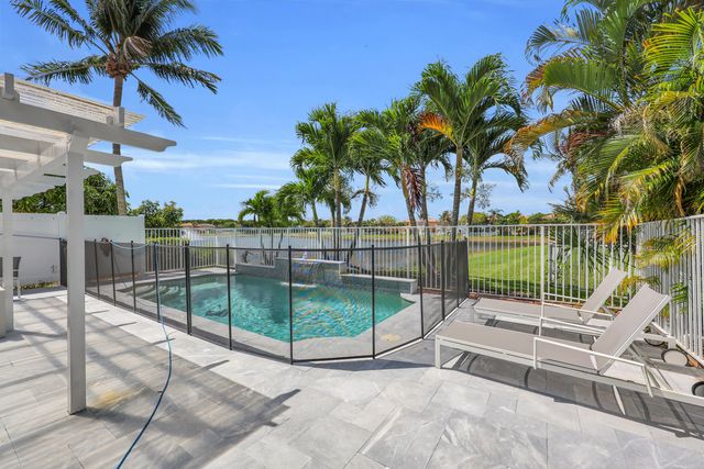 3400 Turtle Cove, Royal Palm Beach, FL 33411