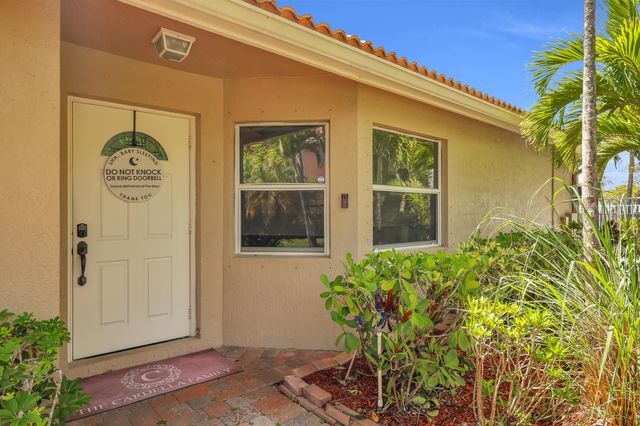 3400 Turtle Cove, Royal Palm Beach, FL 33411