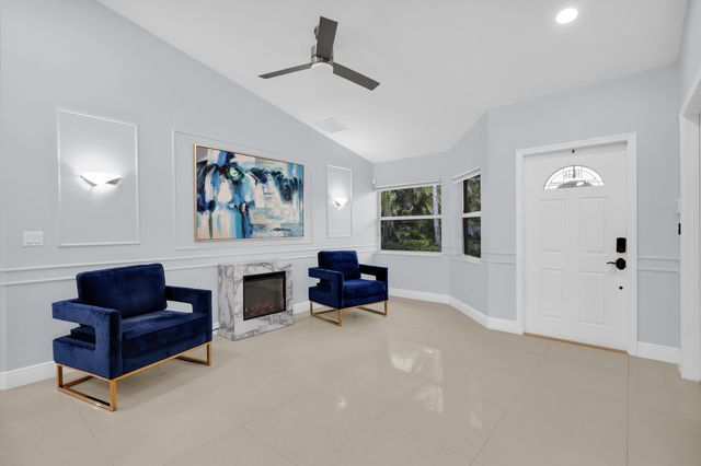 3400 Turtle Cove, Royal Palm Beach, FL 33411