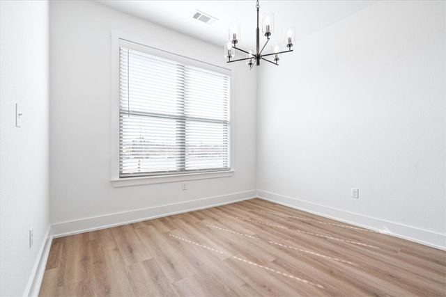 6703 SW Basswood Avenue, Bentonville, AR 72713