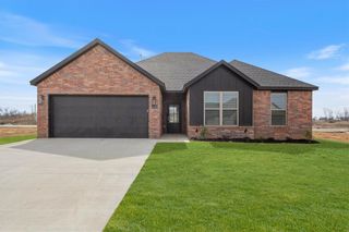 6703 SW Basswood Avenue, Bentonville, AR 72713