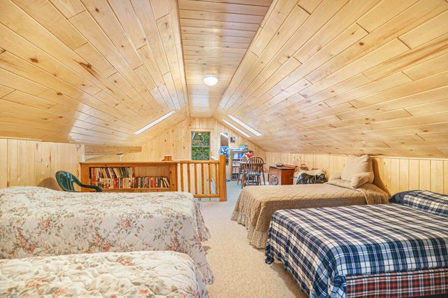 4900 N Railroad Avenue, Pentwater, MI 49449