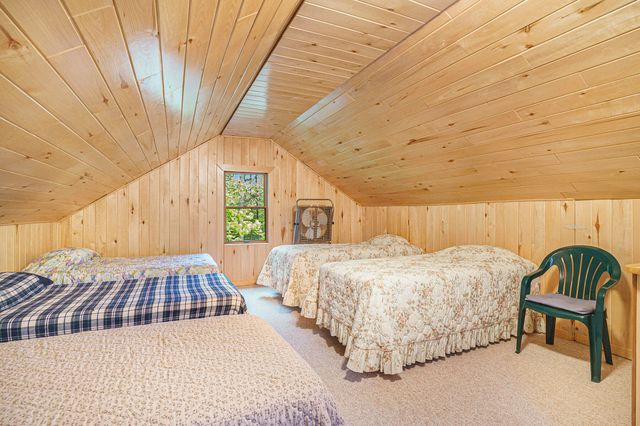 4900 N Railroad Avenue, Pentwater, MI 49449