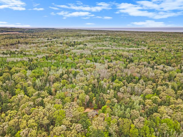 4900 N Railroad Avenue, Pentwater, MI 49449