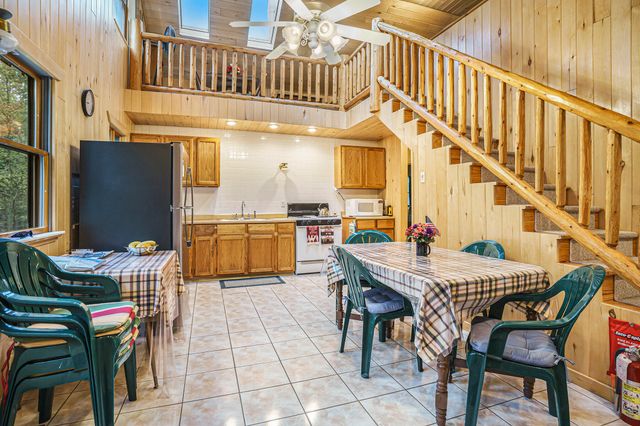 4900 N Railroad Avenue, Pentwater, MI 49449