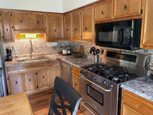 2134 W 3rd Place, Hobart, IN 46342