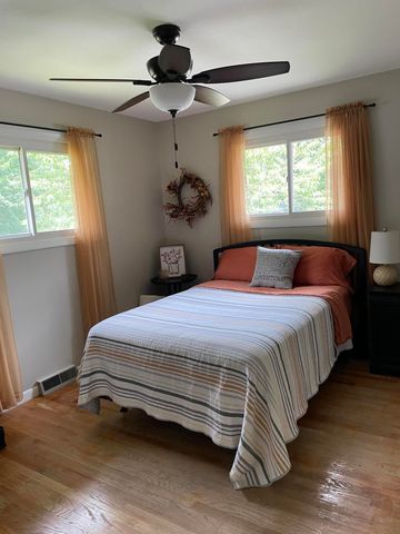 2134 W 3rd Place, Hobart, IN 46342