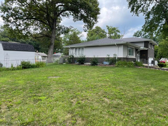 2134 W 3rd Place, Hobart, IN 46342