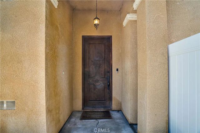 6921 Kian Court, Van Nuys, CA 91406