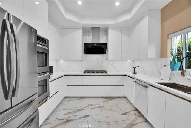 6921 Kian Court, Van Nuys, CA 91406