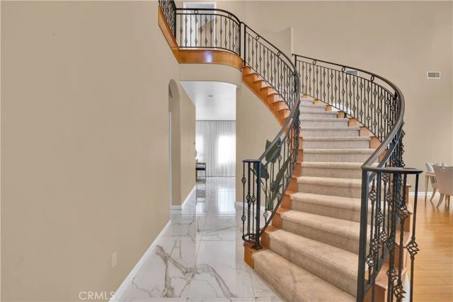 6921 Kian Court, Van Nuys, CA 91406
