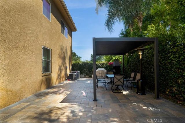 6921 Kian Court, Van Nuys, CA 91406
