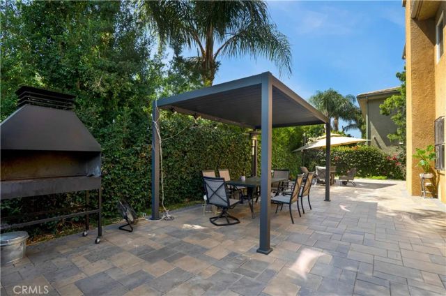 6921 Kian Court, Van Nuys, CA 91406