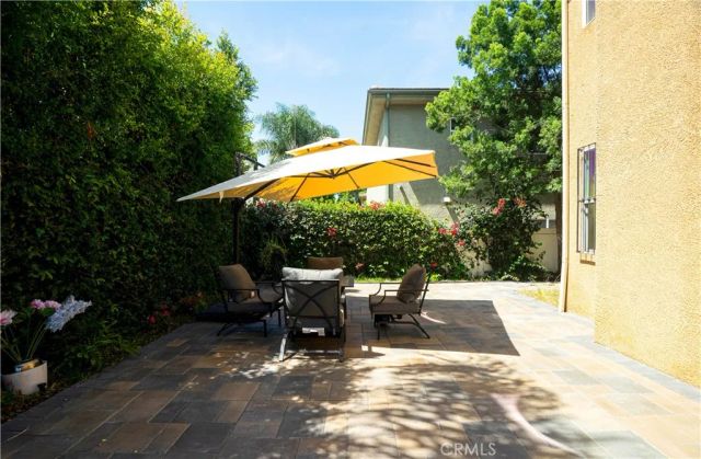 6921 Kian Court, Van Nuys, CA 91406