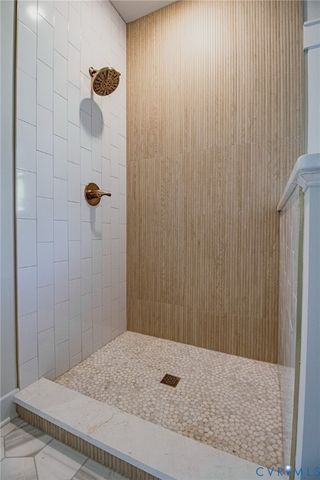 204 Crescent Ave, Hopewell, VA 23860