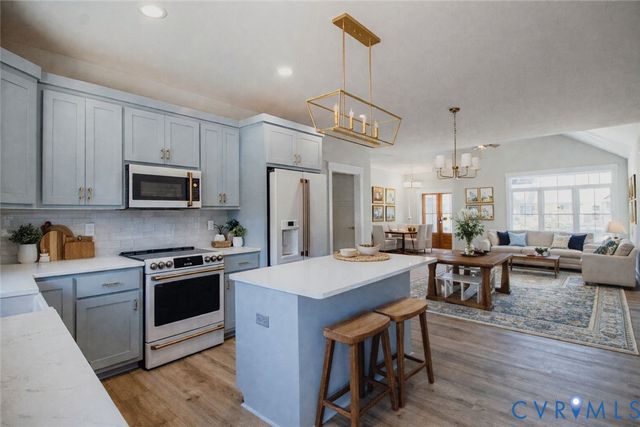 204 Crescent Ave, Hopewell, VA 23860