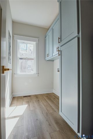 204 Crescent Ave, Hopewell, VA 23860