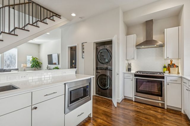 4976 Flitwick Court, Dallas, TX 75204