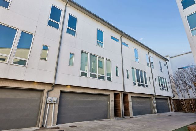 4976 Flitwick Court, Dallas, TX 75204